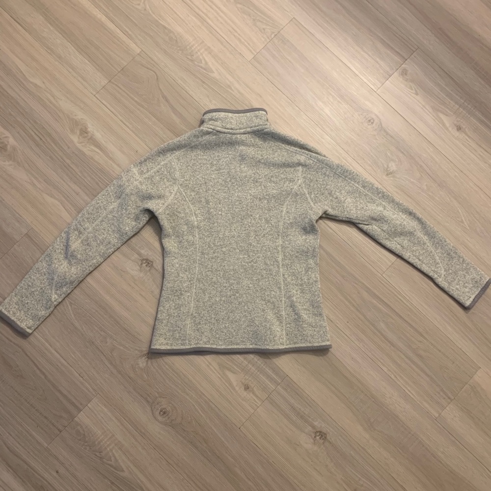 **SOLD**Women's Patagonia Better Sweater Half Zip - Picture 4 of 4